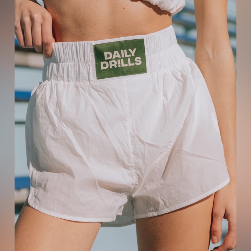 Daily Drills White Bounce Shorts Size Small